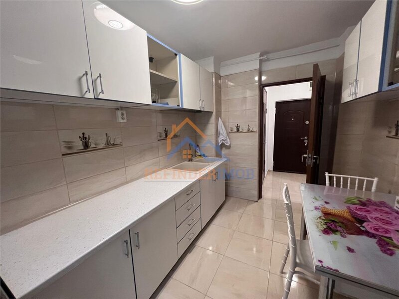 13 Septembrie apartament 3 camere de vanzare